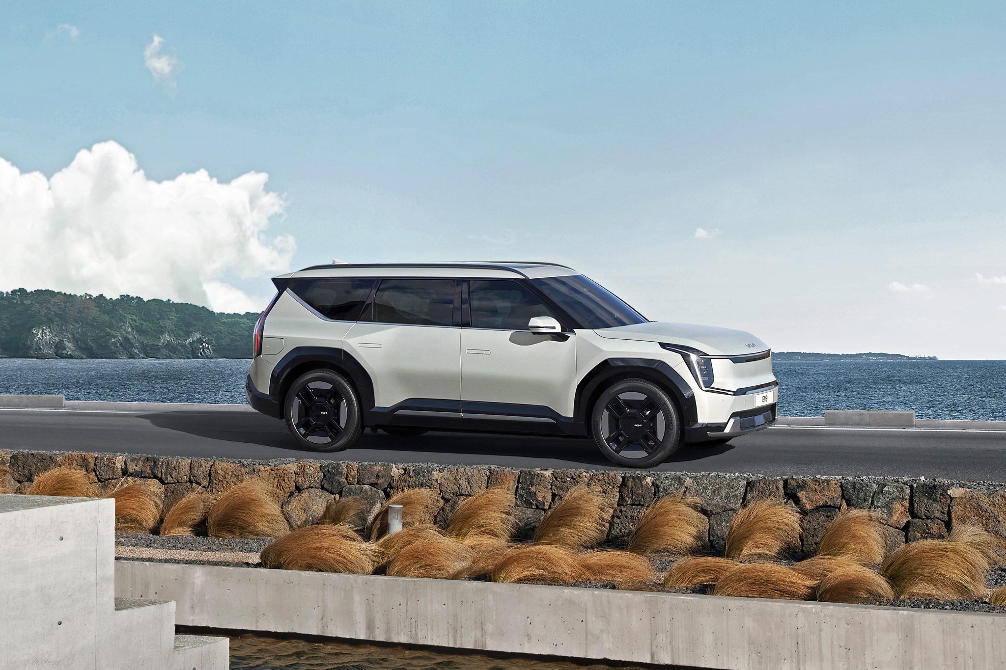 Kia EV9: baanbrekende elektrische SUV met gedurfd en elegant design ...